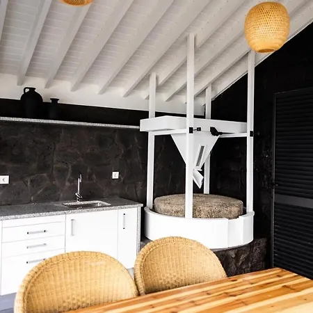 Guestready - Beachfront Retreat In *