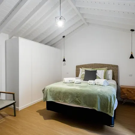 Guestready - Beachfront Retreat In Holiday home