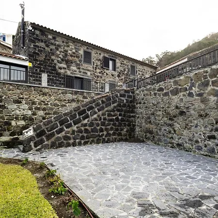 Guestready - Beachfront Retreat In *