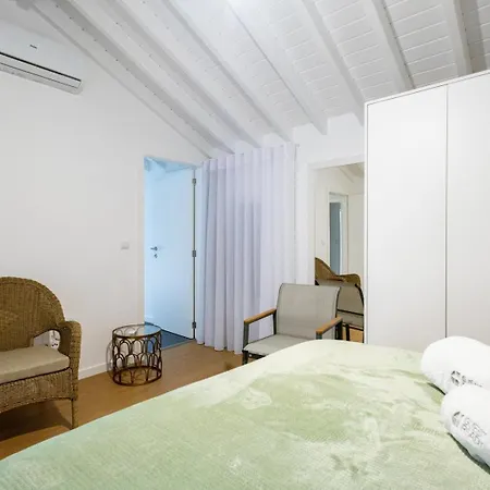 Semesterbostad Guestready - Beachfront Retreat In