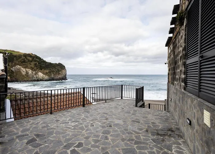 Guestready - Beachfront Retreat In * Porto Formoso