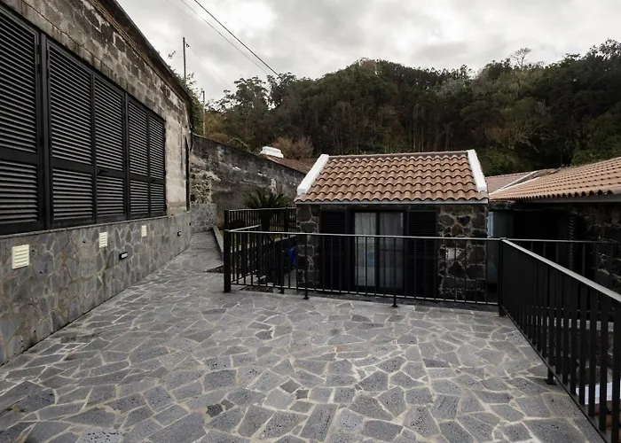 Guestready - Beachfront Retreat In *